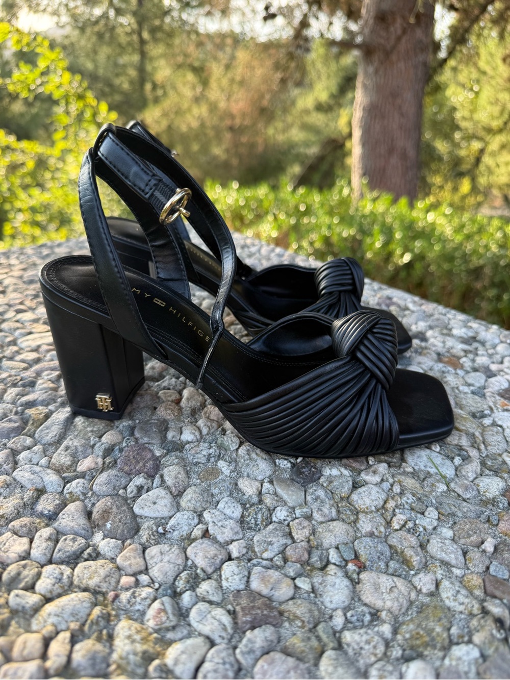 Tommy Hilfiger Black Knotted Strap Ankle-Tie Sandals - Picture 3 of 9